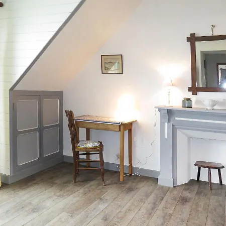 Les Embruns By Interhome Crozon